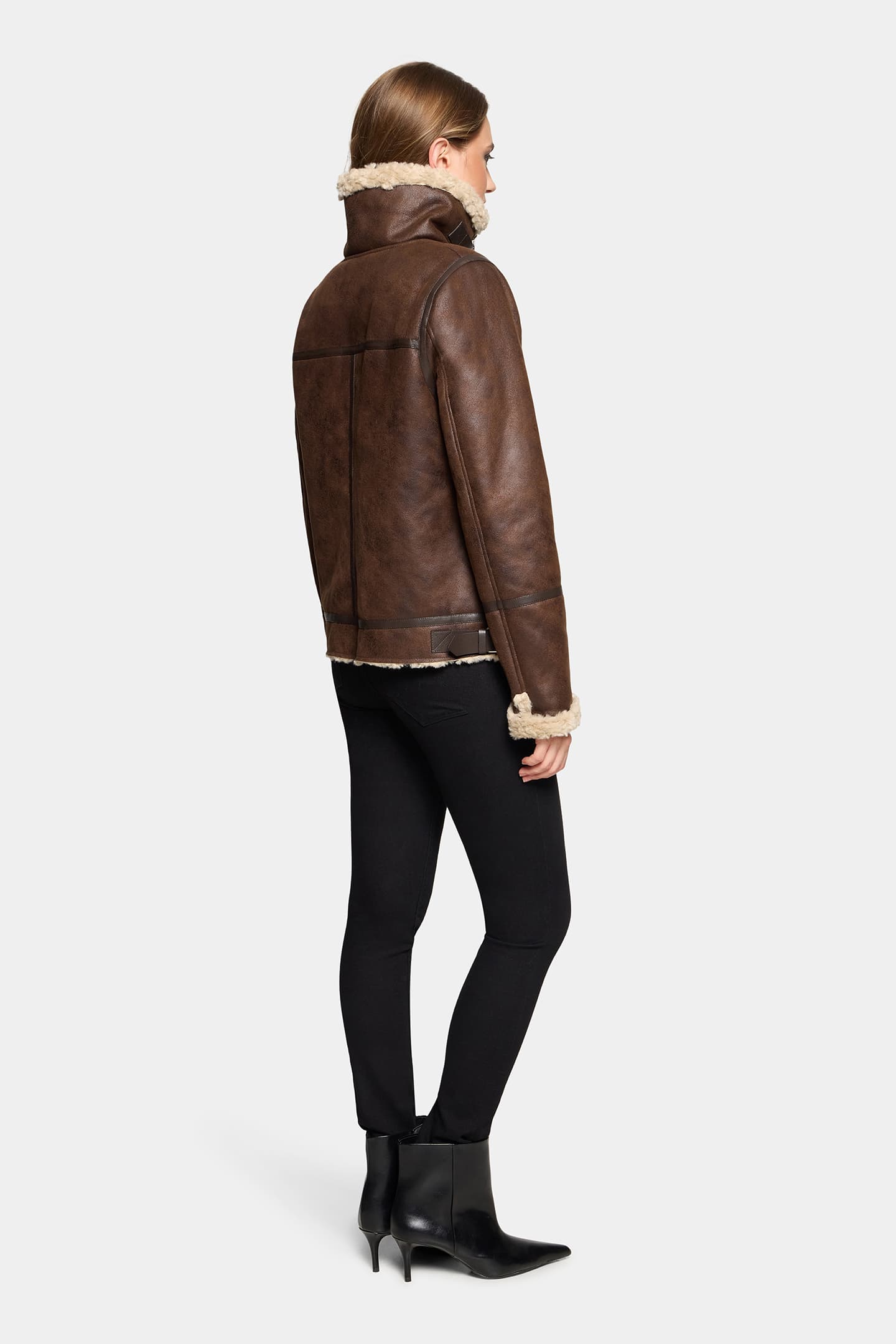 13650_e7ba94af25-22628-2240-19970-2-full