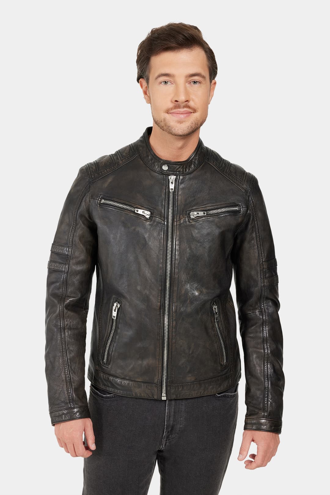 13943_77fe9d7f20-21870-1180-89500-03-original