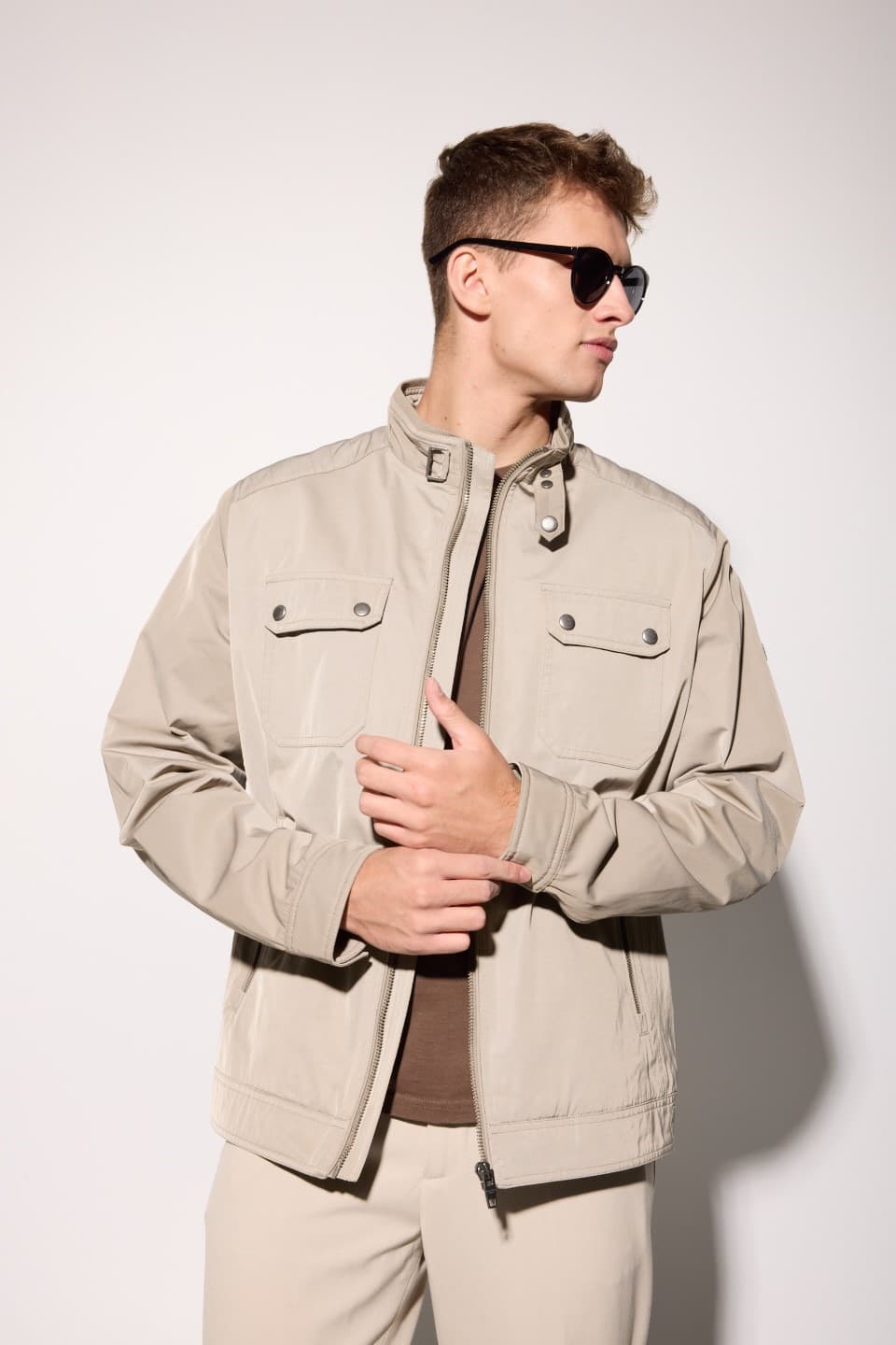 13975_470ec0b177-22701-3890-96600-2-original