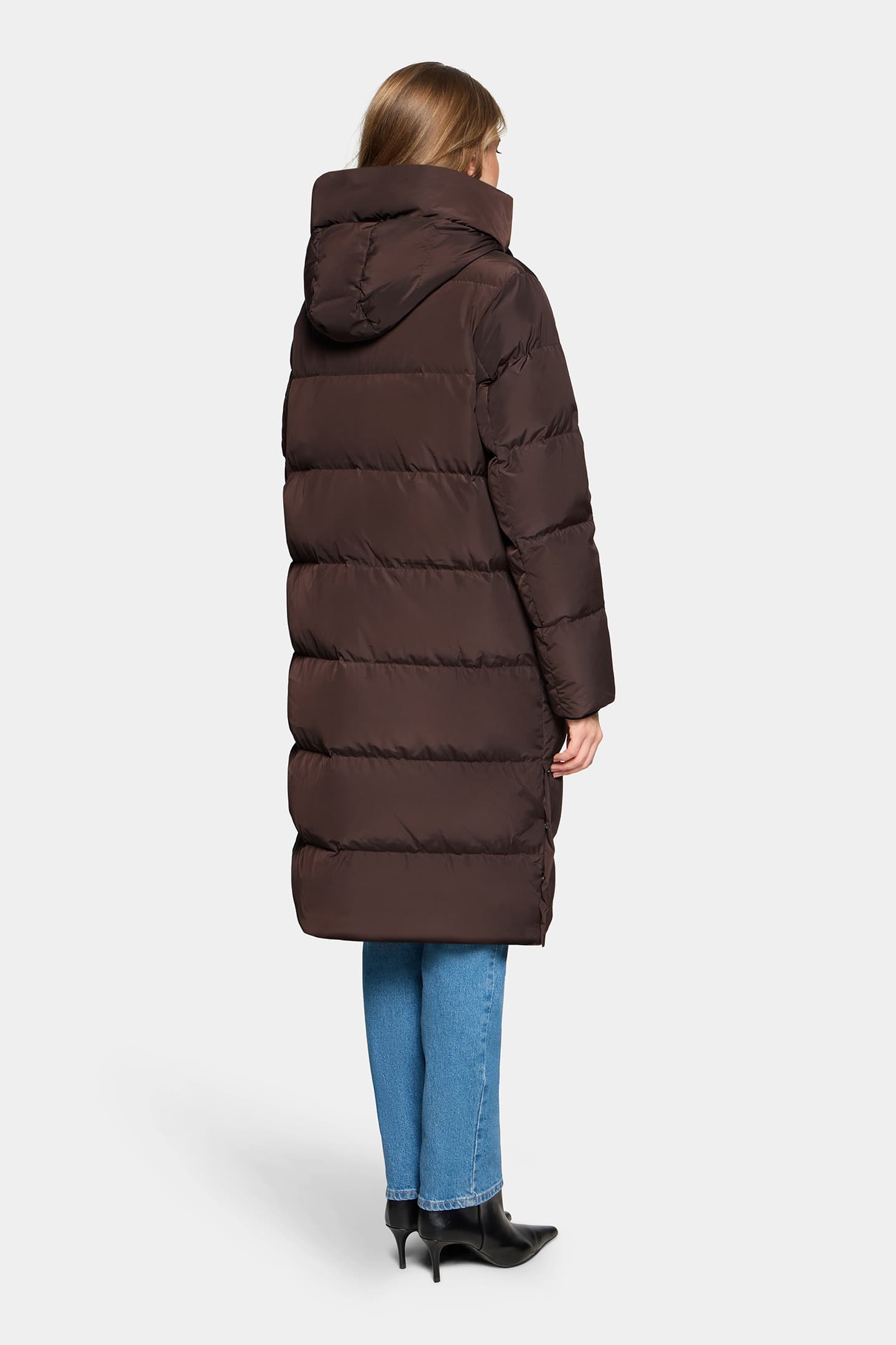 14188_b034c1801f-22860-3610-16700-2-full