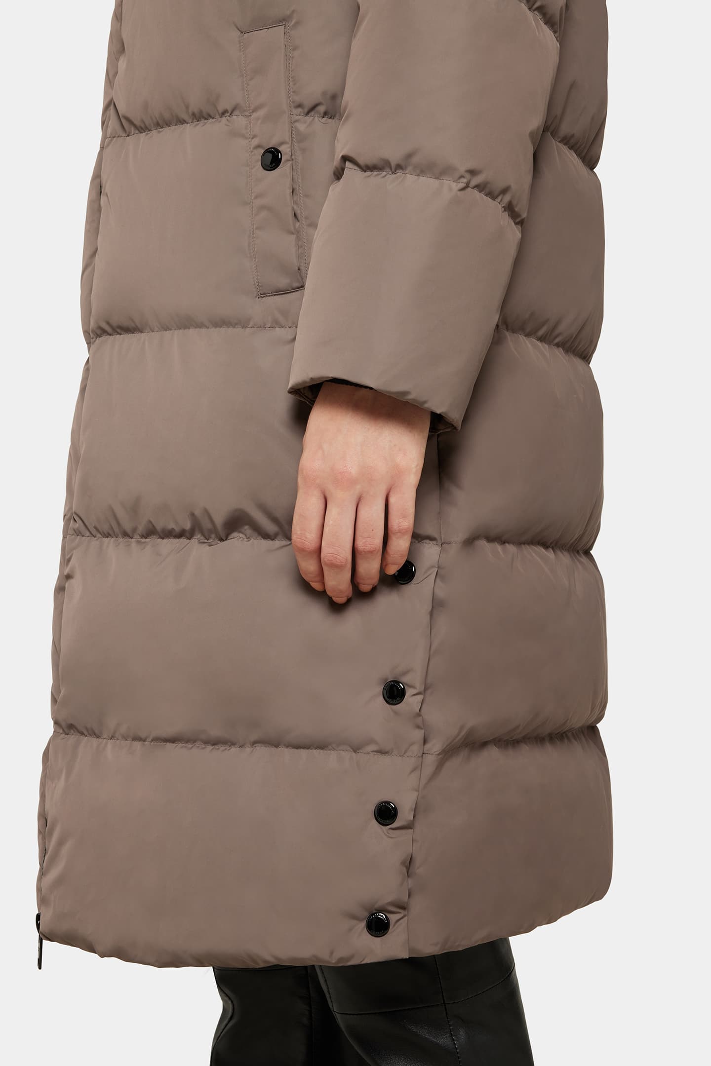 14188_eed22bcc99-22860-3610-12400-04-full