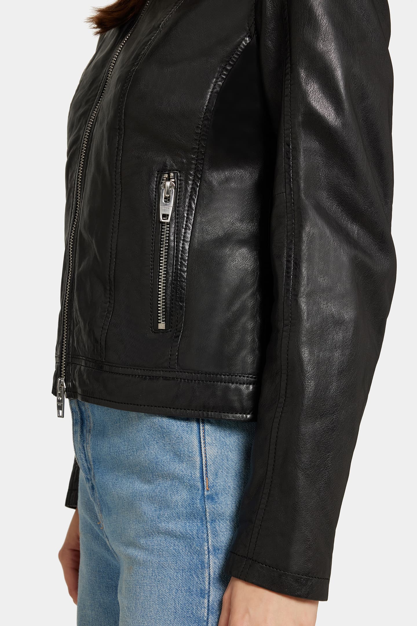 15131_5af93034e1-21819-3810-89900-4-full