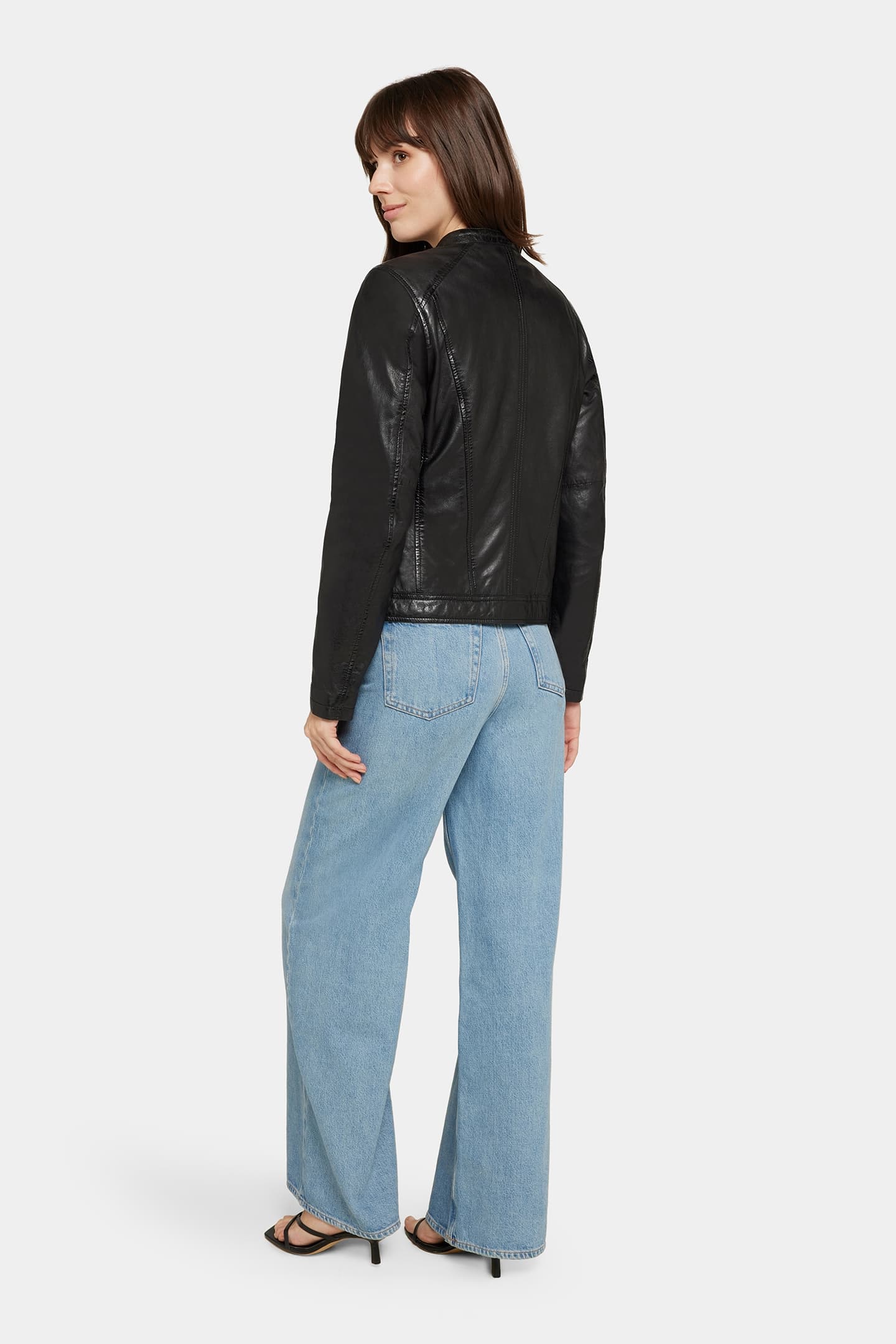 15131_d6fcd838ef-21819-3810-89900-2-full