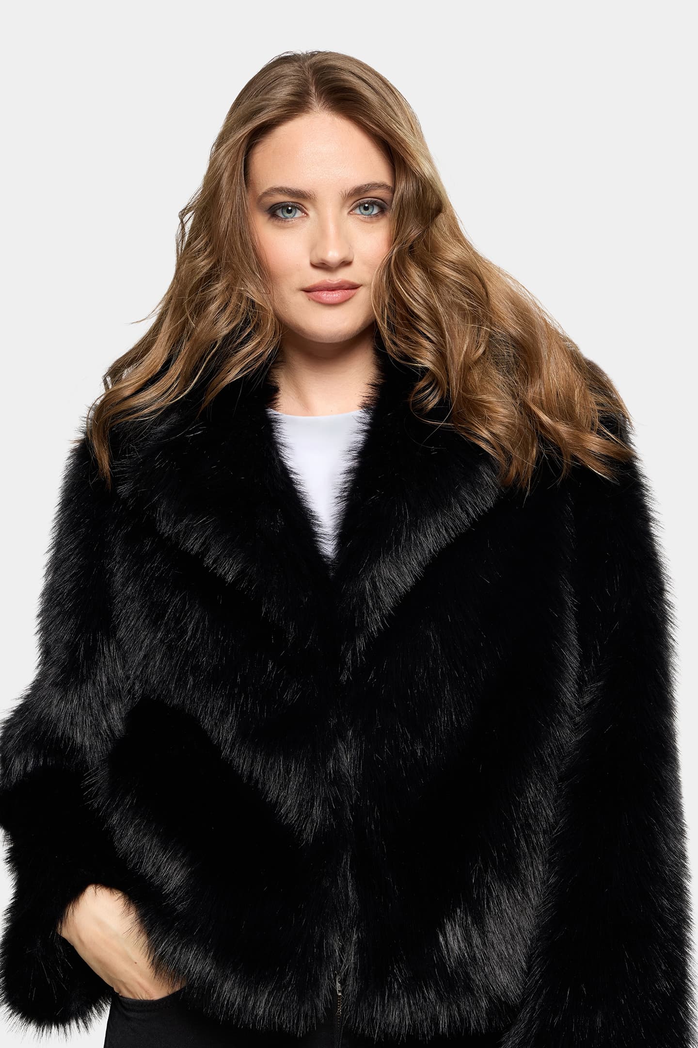 15289_c30590b22c-23280-1690-89900-5-full