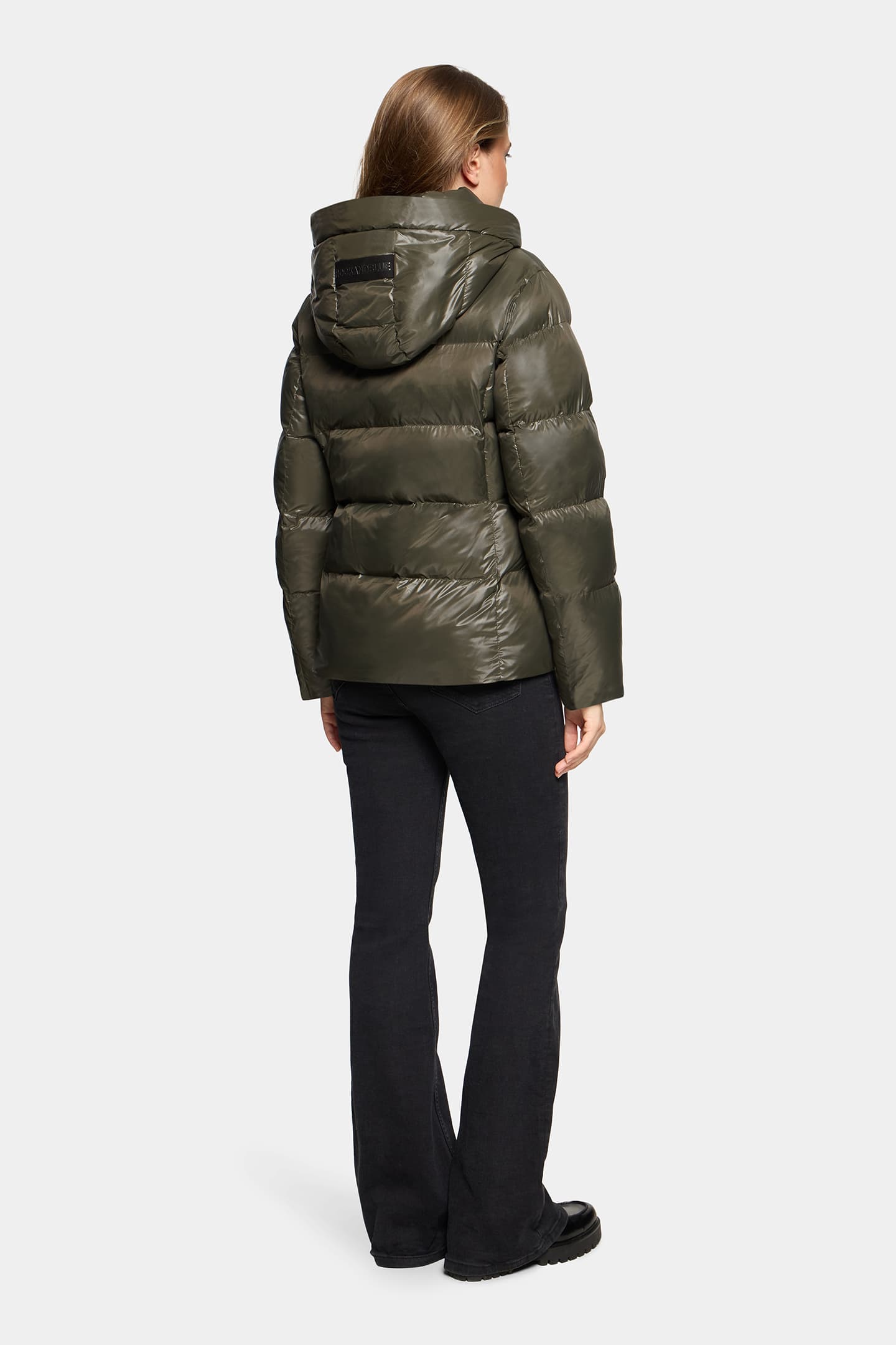 15295_5a90191ec0-23323-3710-57300-2-full