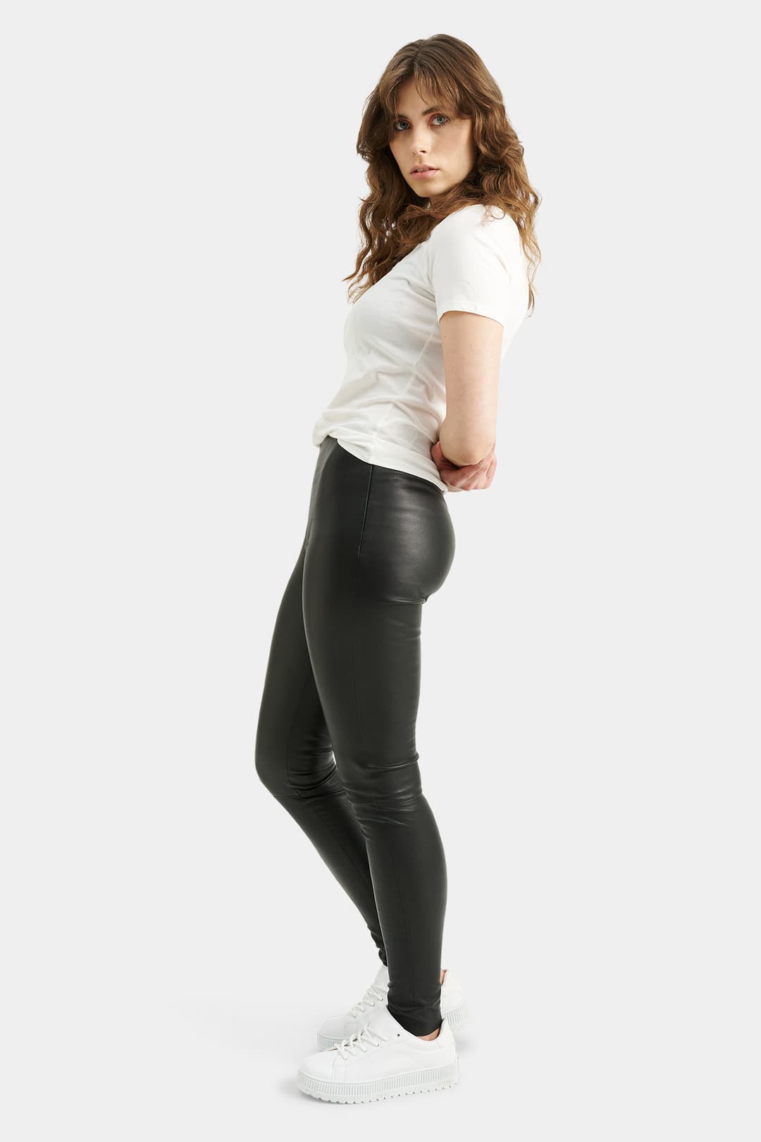 261_a1d359ab7f-22135-3220-89900-3-original